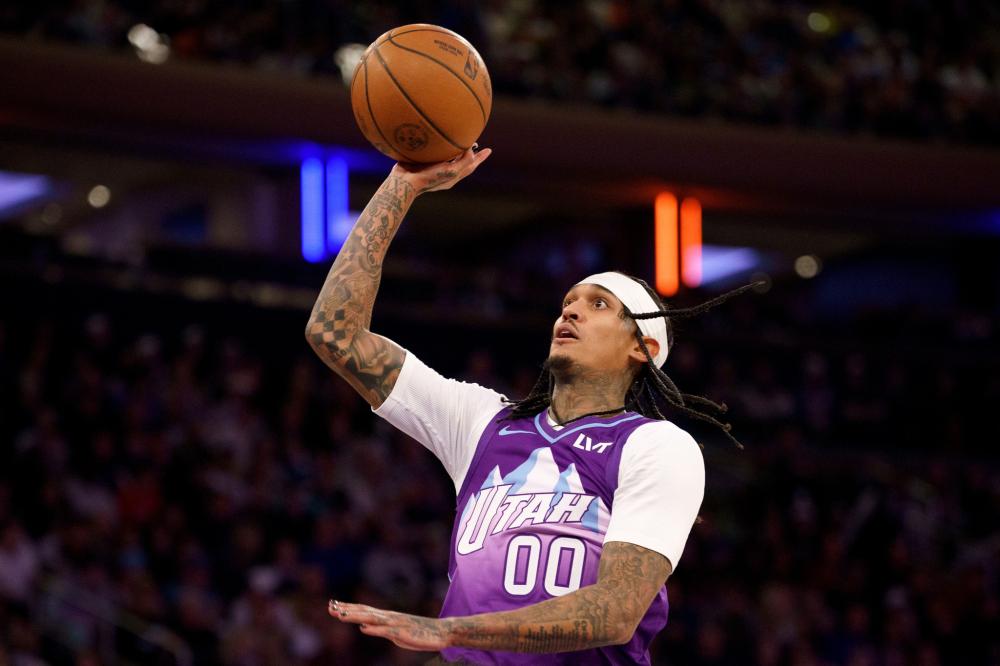 他在球场上 他在球场上